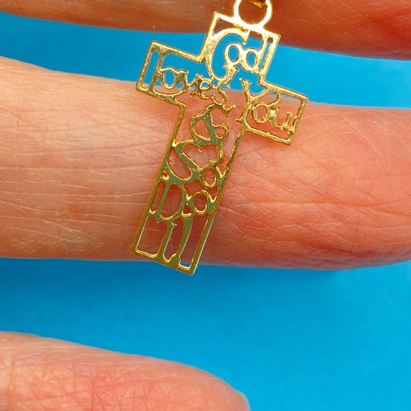 Gold Cross "God Loves You & So Do I" Scroll Work Dainty On Gold Tone Chain - Picture 1 of 6